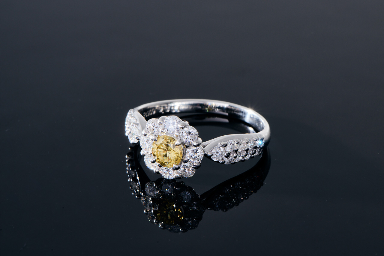 鑑定書付き高品質ダイヤモンド | DIAMOND&JEWELRY WATANABE
